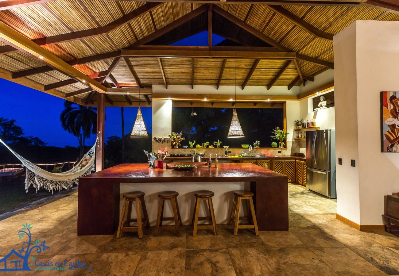 Villa en Punta Uva - Villa Macaw en el Refugio Silvestre con vista al Mar 
