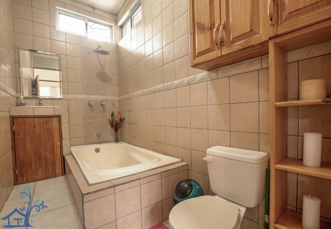 Casa en Puerto Viejo - Casa Pan Dulce • Alojamiento familiar 3 habs/2 baños cerca de la playa Casa en Puerto Viejo - Casa Pan Dulce • Alojamiento familiar 3 habs/2 baños cerca de la playa