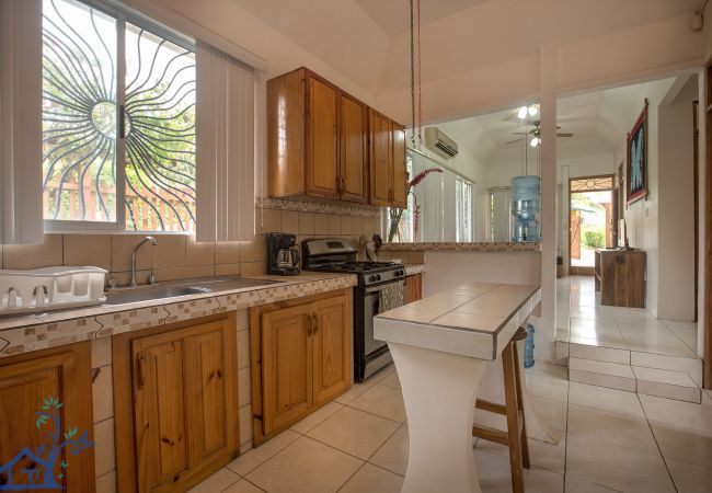 Casa en Puerto Viejo - Casa Pan Dulce • Alojamiento familiar 3 habs/2 baños cerca de la playa Casa en Puerto Viejo - Casa Pan Dulce • Alojamiento familiar 3 habs/2 baños cerca de la playa