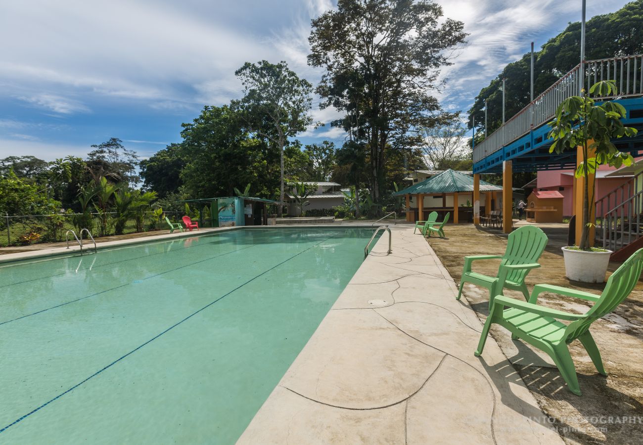Casa en Puerto Viejo - Puerto Viejo Club Pool House para 12 PAX