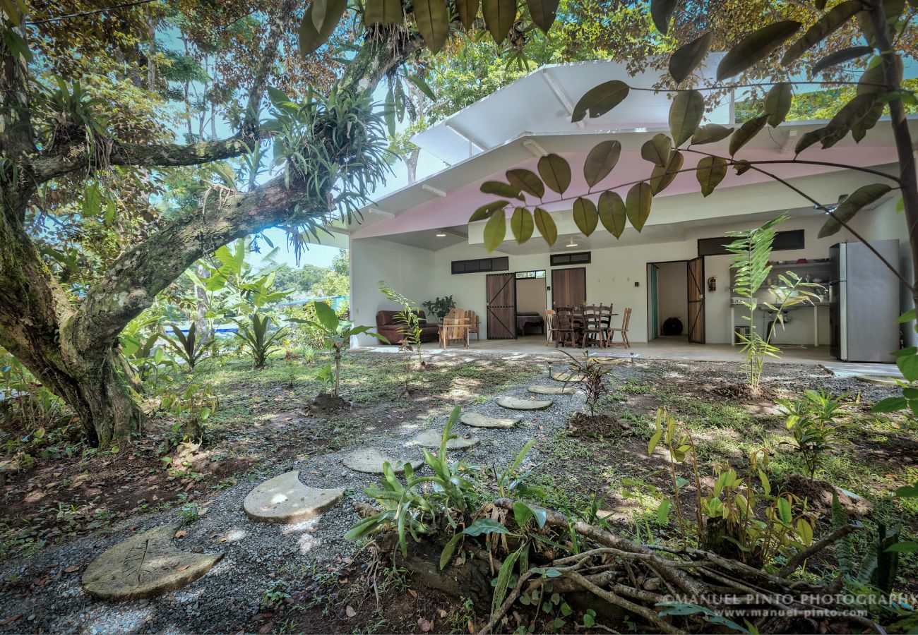 Casa en Puerto Viejo - Puerto Viejo Club Pool House para 12 PAX