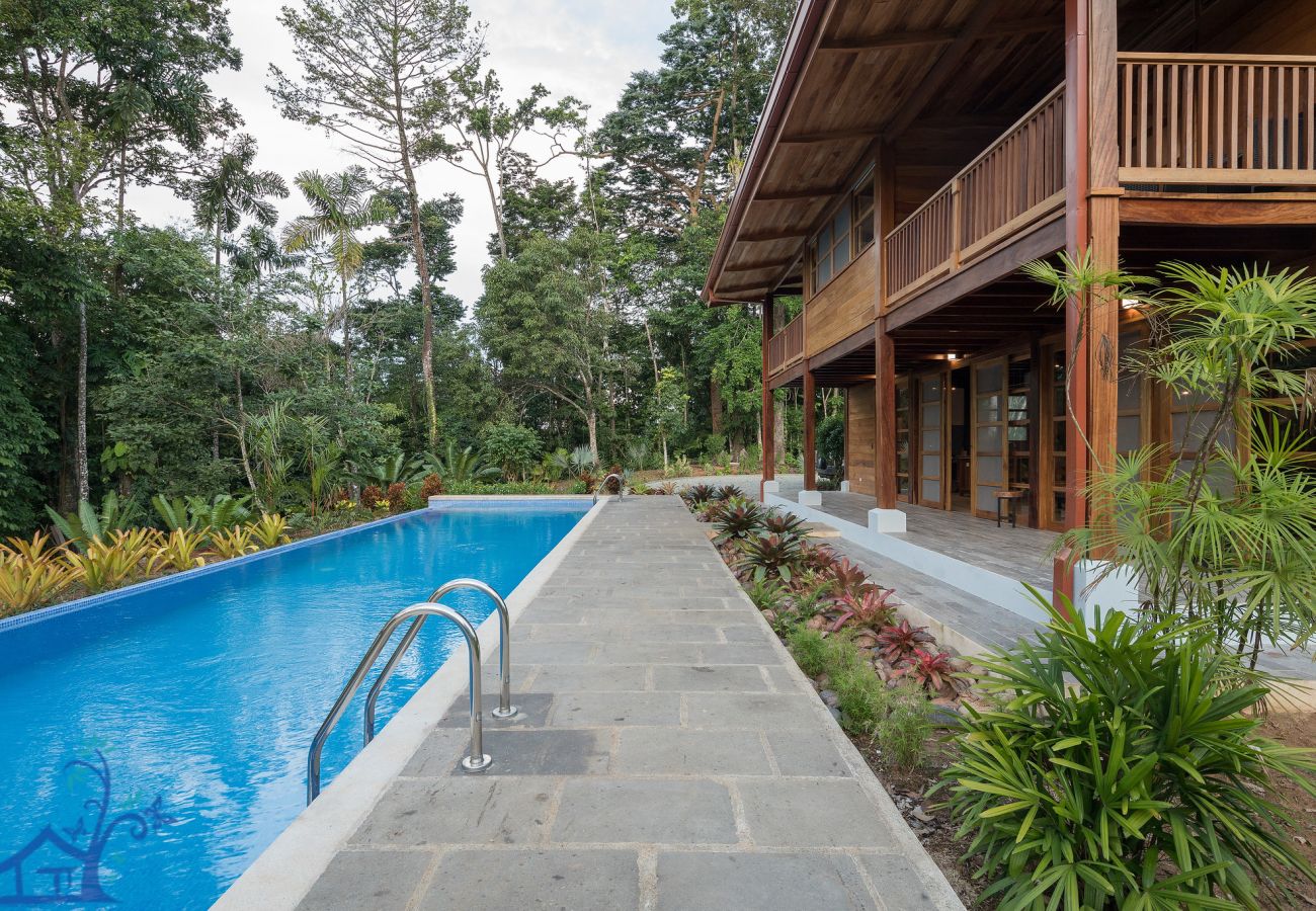 Casa en Punta Uva - Panorama Verde Pool House