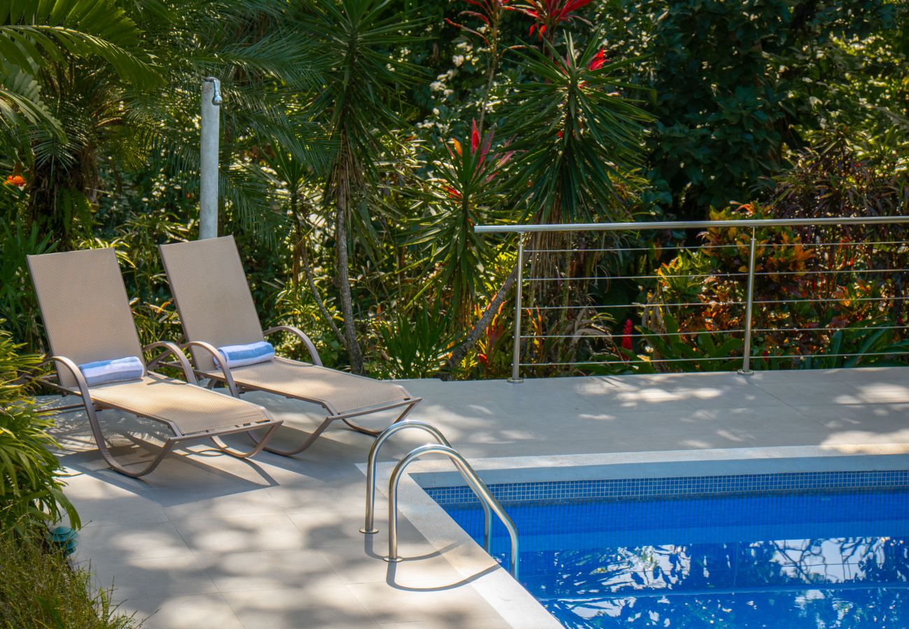 Casa en Punta Uva - Panorama Verde – Villa de 3 habs • Piscina infinita, A/C 