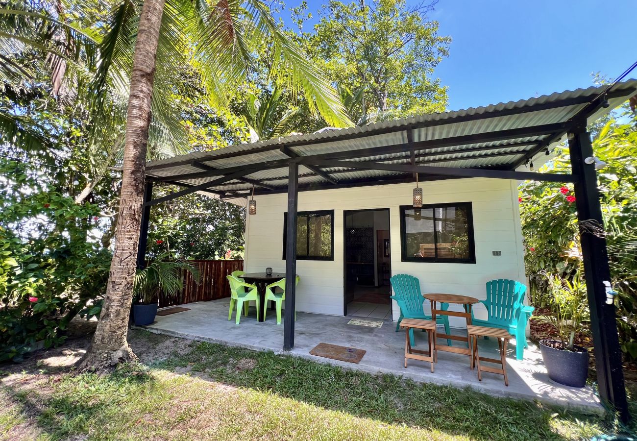 Estudio en Punta Uva - Rinconcito Mágico a pasitos del Mar :D