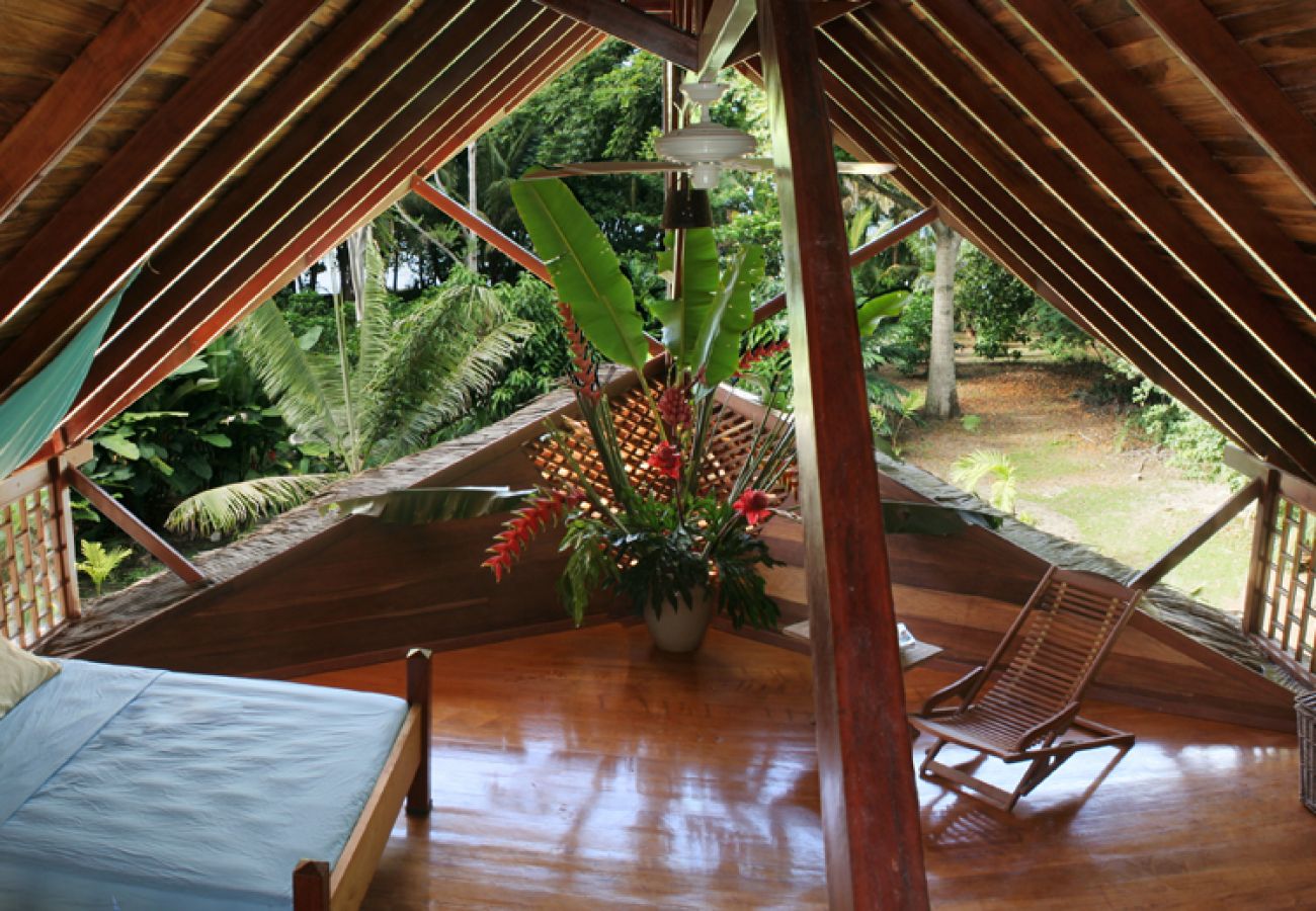 Casa en Playa Chiquita - The Beach Suit at Tree House Lodge