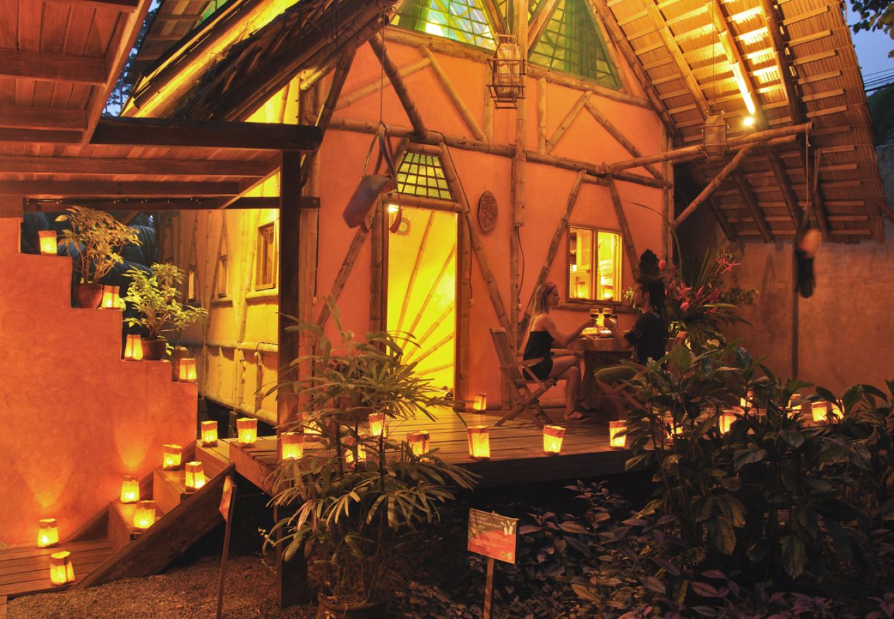 Casa en Playa Chiquita - The Garden House at Tree House Lodge