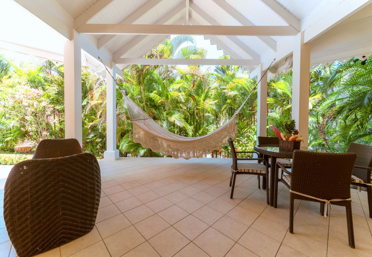 Villa en Cocles - Lomas del Caribe con Piscina Privada & AC