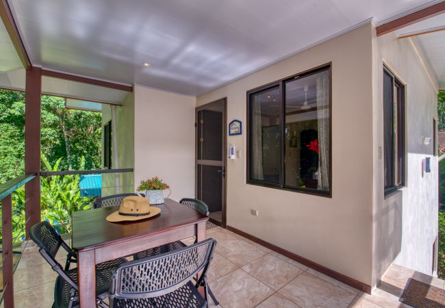 Apartamento en Cocles - Aro Cocles - Casita Victoria con AC & Piscina Apartamento en Cocles - Aro Cocles - Casita Victoria con AC & Piscina