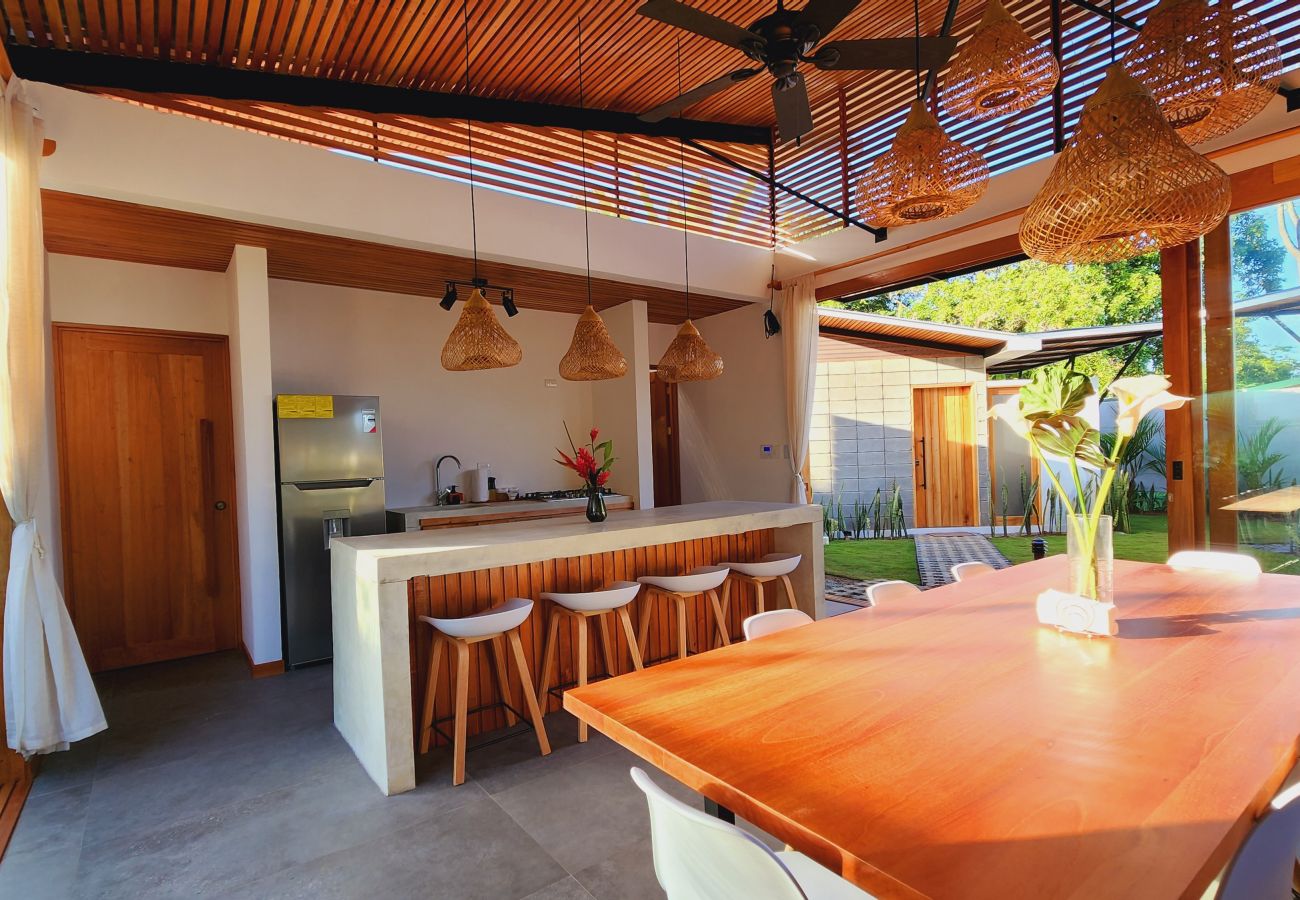 Villa en Puerto Viejo - Bukë Villas con Piscina & FibOp