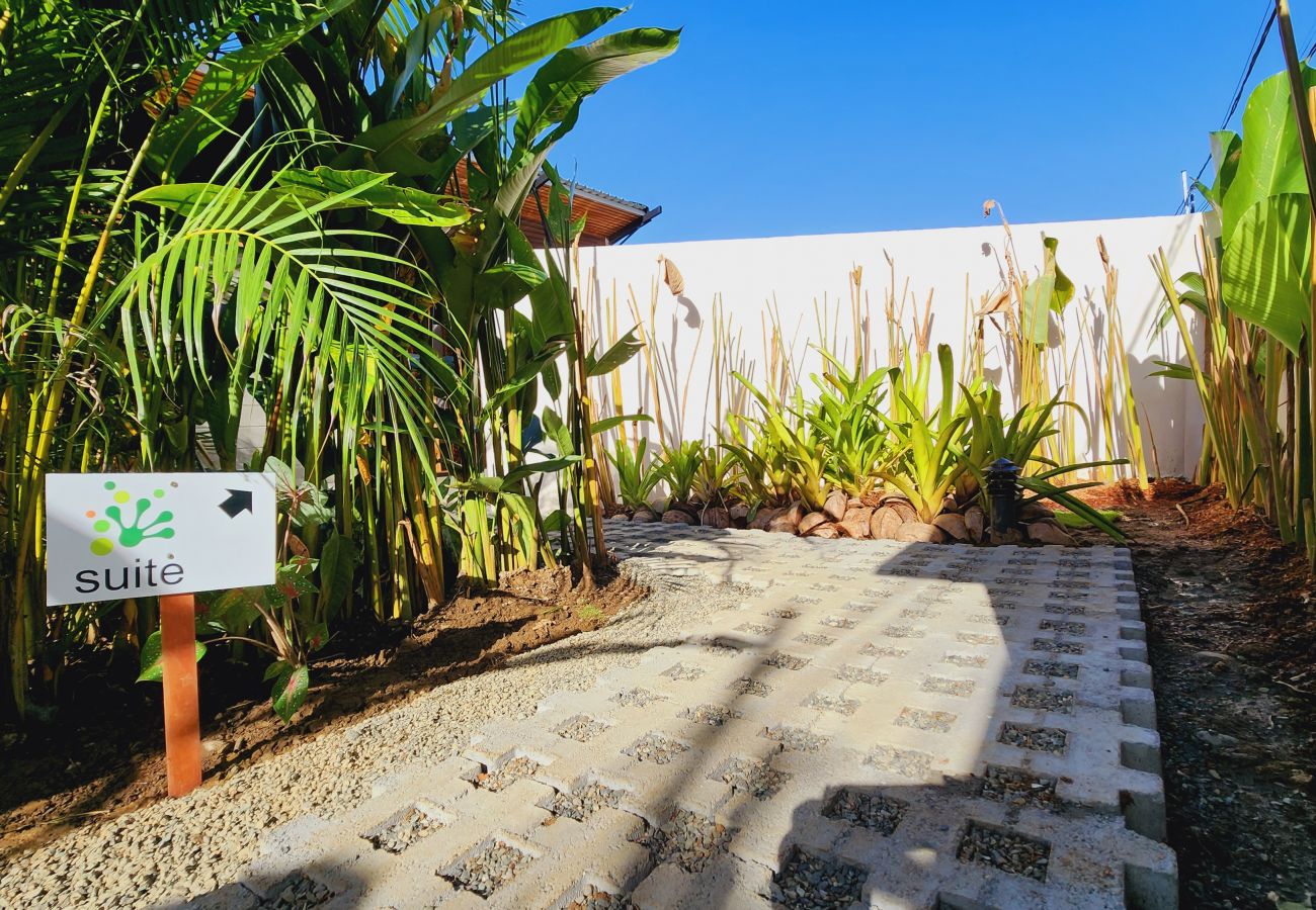 Villa en Puerto Viejo - Bukë Villas con Piscina & FibOp