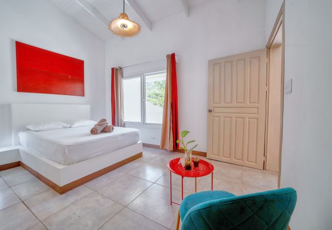Apartamento en Playa Chiquita - Casita Calilla en Arena Blanca con AC y FibraOpt Apartamento en Playa Chiquita - Casita Calilla en Arena Blanca con AC y FibraOpt