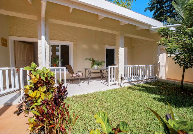 Apartamento en Playa Chiquita - Casita Calilla en Arena Blanca con AC y FibraOpt Apartamento en Playa Chiquita - Casita Calilla en Arena Blanca con AC y FibraOpt