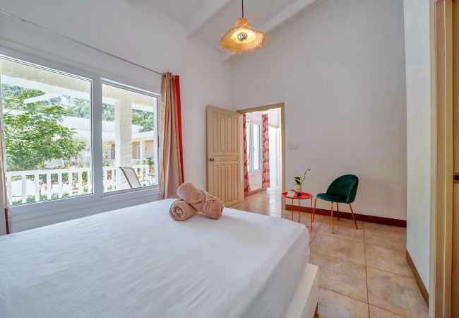 Apartamento en Playa Chiquita - Casita Calilla en Arena Blanca con AC y FibraOpt Apartamento en Playa Chiquita - Casita Calilla en Arena Blanca con AC y FibraOpt