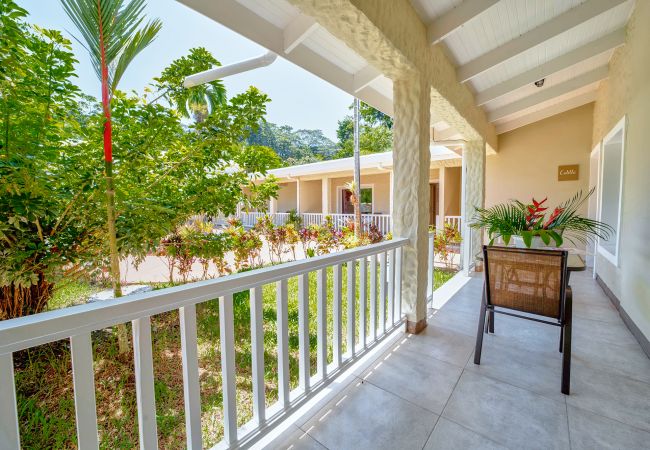 Apartamento en Playa Chiquita - Casita Calilla en Arena Blanca con AC y FibraOpt Apartamento en Playa Chiquita - Casita Calilla en Arena Blanca con AC y FibraOpt