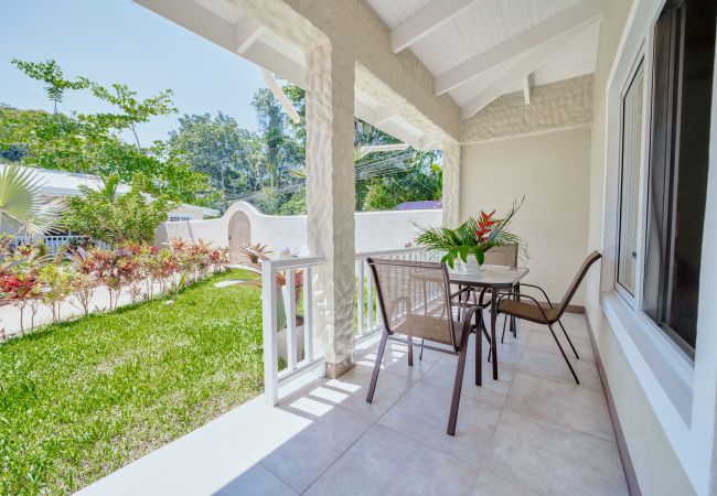 Apartamento en Playa Chiquita - Casita Conus en Arena Blanca con AC y FibraOpt Apartamento en Playa Chiquita - Casita Conus en Arena Blanca con AC y FibraOpt