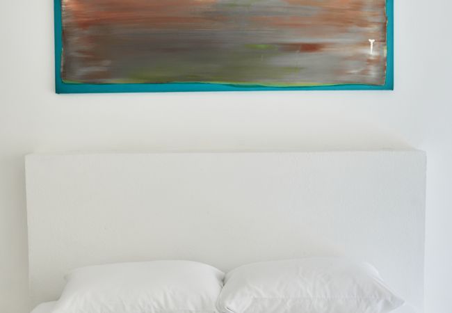Apartamento en Playa Chiquita - Casita Ensis en Arena Blanca con AC y FibraOpt Apartamento en Playa Chiquita - Casita Ensis en Arena Blanca con AC y FibraOpt