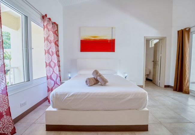 Apartamento en Playa Chiquita - Casita Puperita en Arena Blanca con AC y FibraOpt