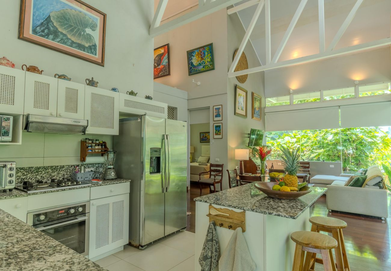 Casa en Puerto Viejo - Residencia Casa Blanca Beachfront Paradise