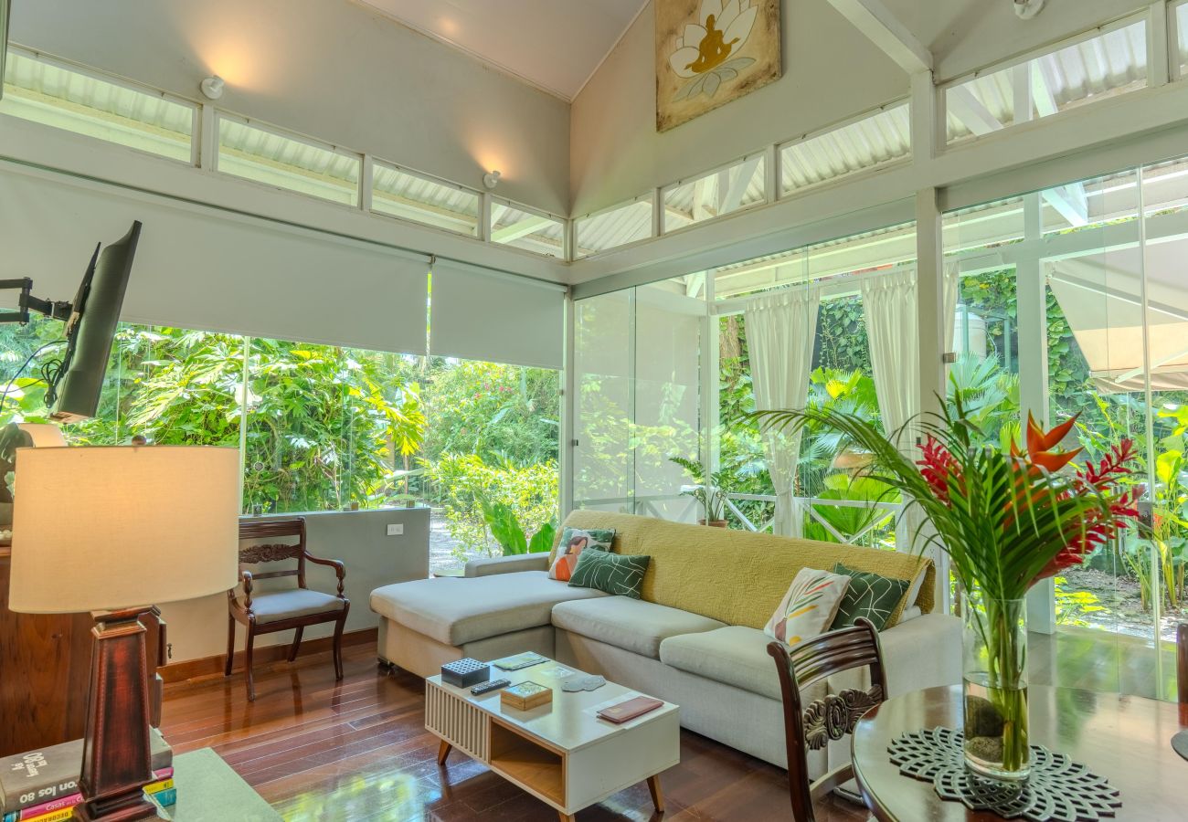 Casa en Puerto Viejo - Residencia Casa Blanca Beachfront Paradise