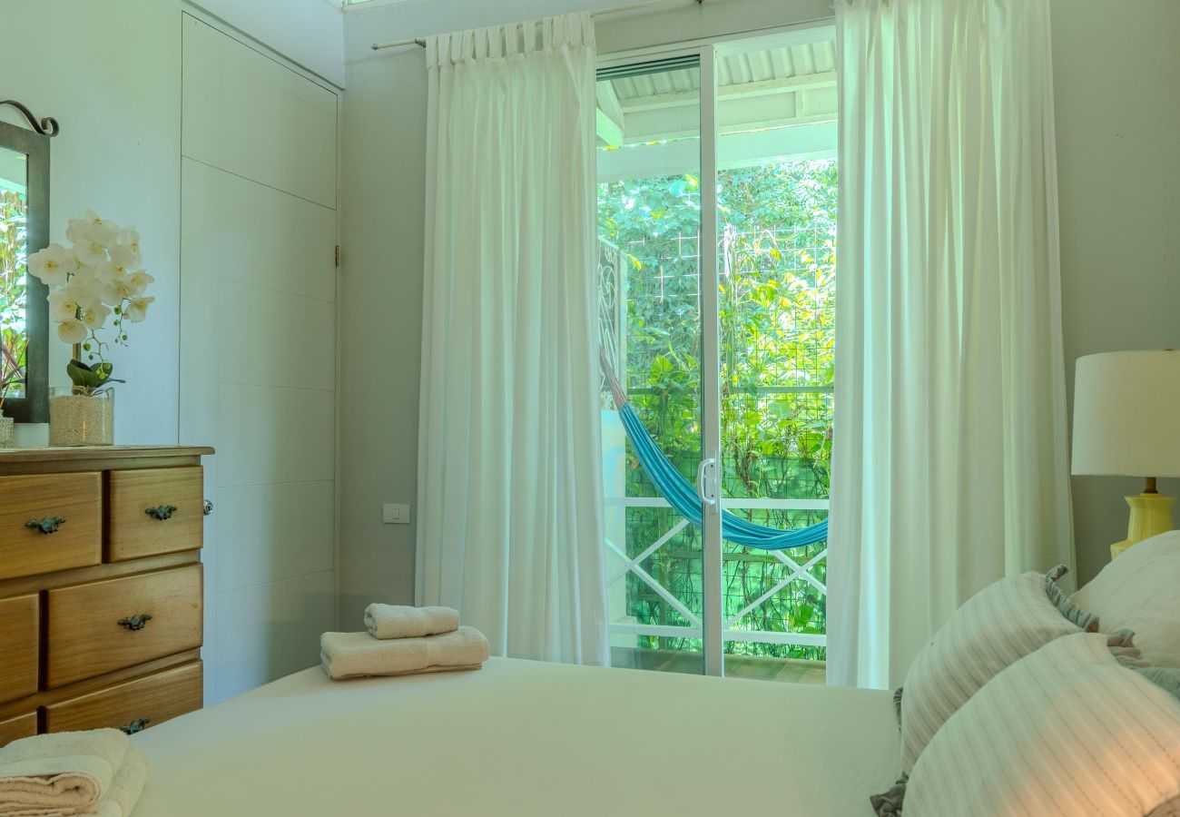 Casa en Puerto Viejo - Residencia Casa Blanca Beachfront Paradise