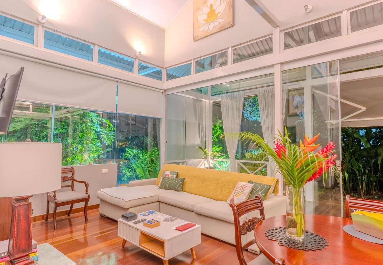 Casa en Puerto Viejo - Residencia Casa Blanca Beachfront Paradise