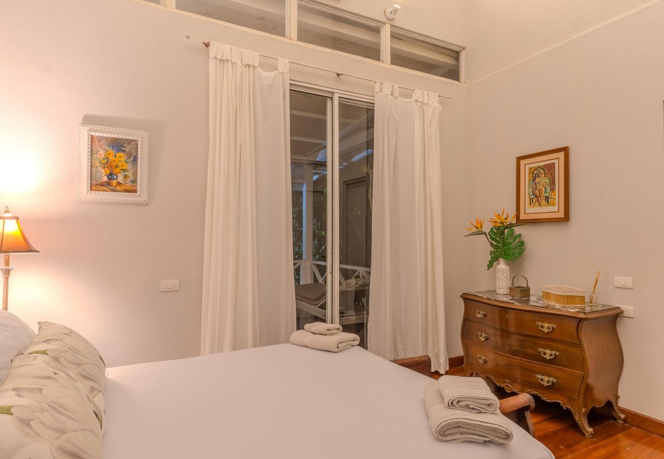 Casa en Puerto Viejo - Residencia Casa Blanca Beachfront Paradise