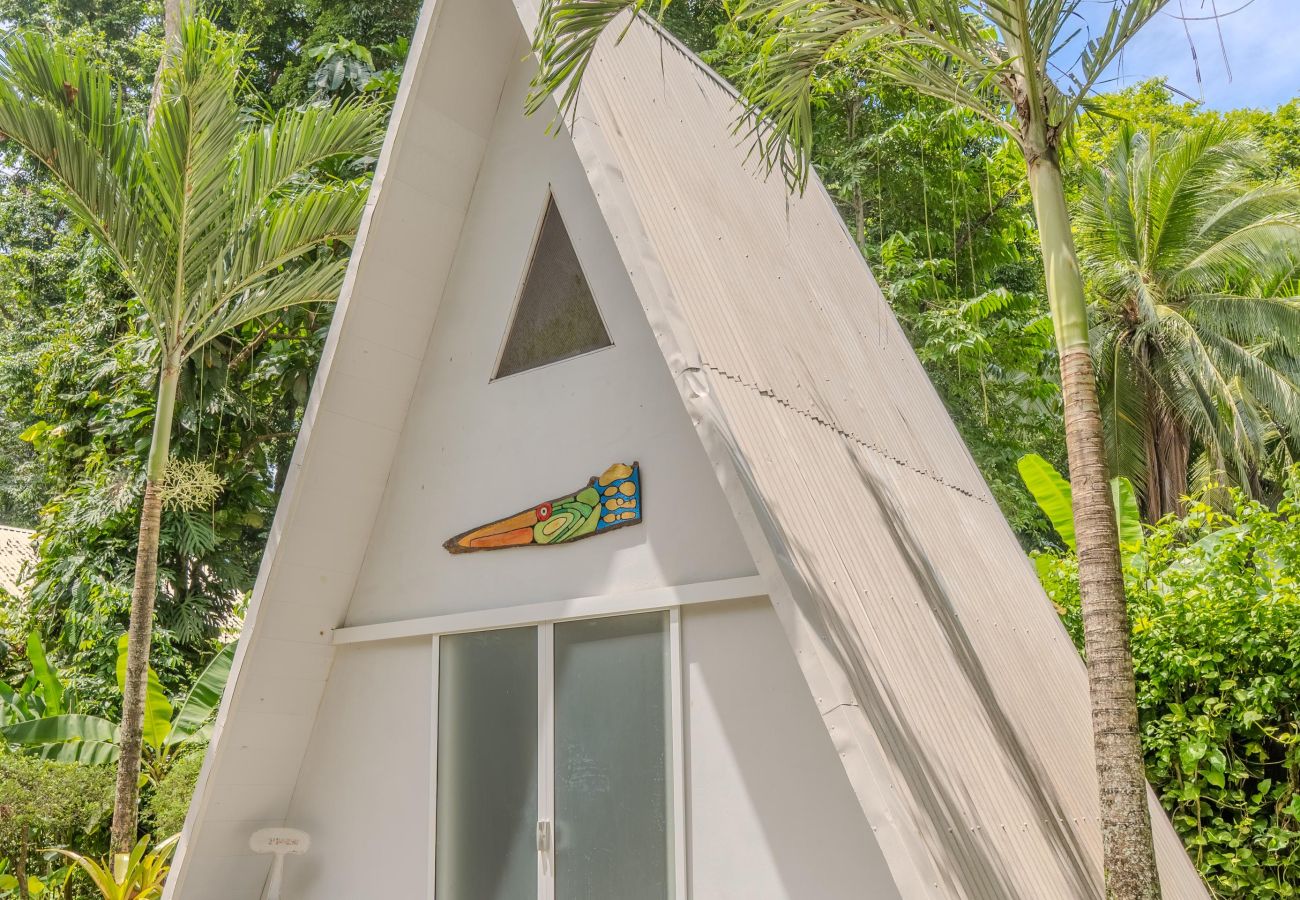 Casa en Puerto Viejo - Residencia Casa Blanca Beachfront Paradise