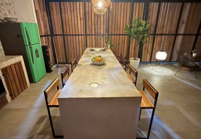 Casa en Puerto Viejo - Casa Selva Encantada con AC & Fibra Opt  Casa en Puerto Viejo - Casa Selva Encantada con AC & Fibra Opt