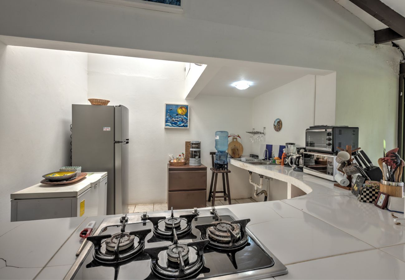 Villa en Punta Uva - NEAR THE BEACH Villas Coralina with AC & FiberOp!