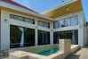 Casa en Puerto Viejo - Casa HESED con AC y Piscina Privada Casa en Puerto Viejo - Casa HESED con AC y Piscina Privada
