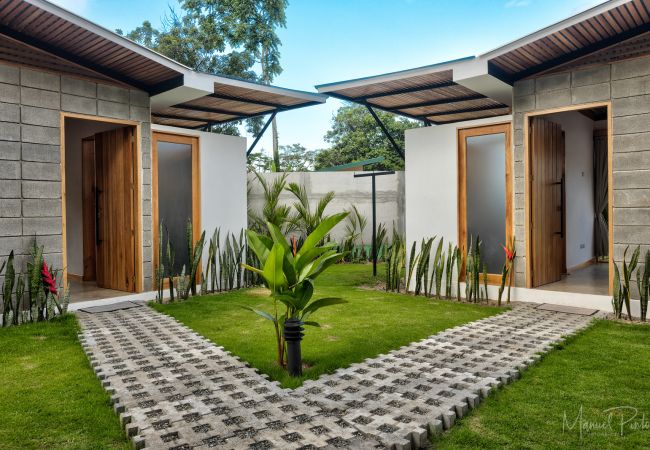 Villa en Puerto Viejo - Villa Buke con Piscina Tropical Villa en Puerto Viejo - Villa Buke con Piscina Tropical