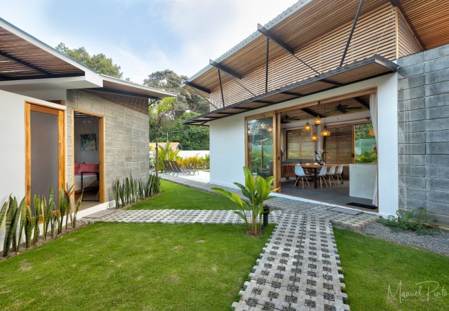 Villa en Puerto Viejo - Villa Buke con Piscina Tropical Villa en Puerto Viejo - Villa Buke con Piscina Tropical