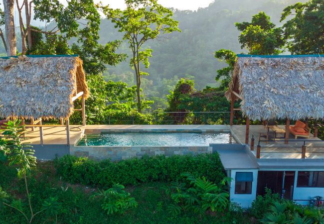 Casa en Hone Creek - Blue Hill State - 360° Ocean View Jungle Villa Casa en Hone Creek - Blue Hill State - 360° Ocean View Jungle Villa