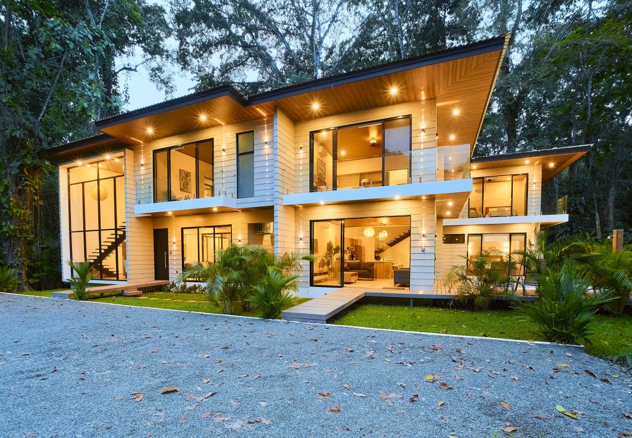 Villa en Manzanillo - Casa Cacao