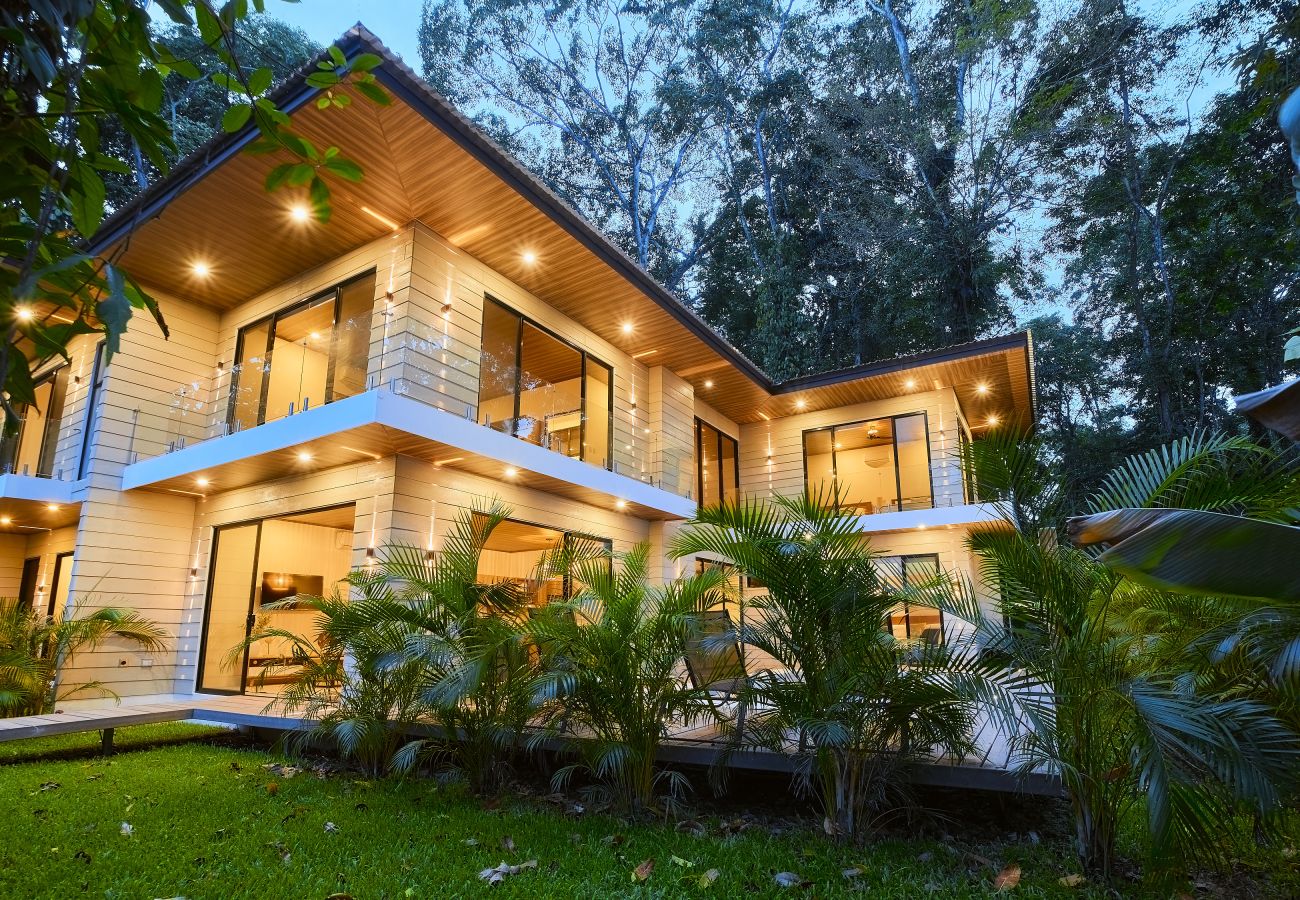 Villa en Manzanillo - Casa Cacao