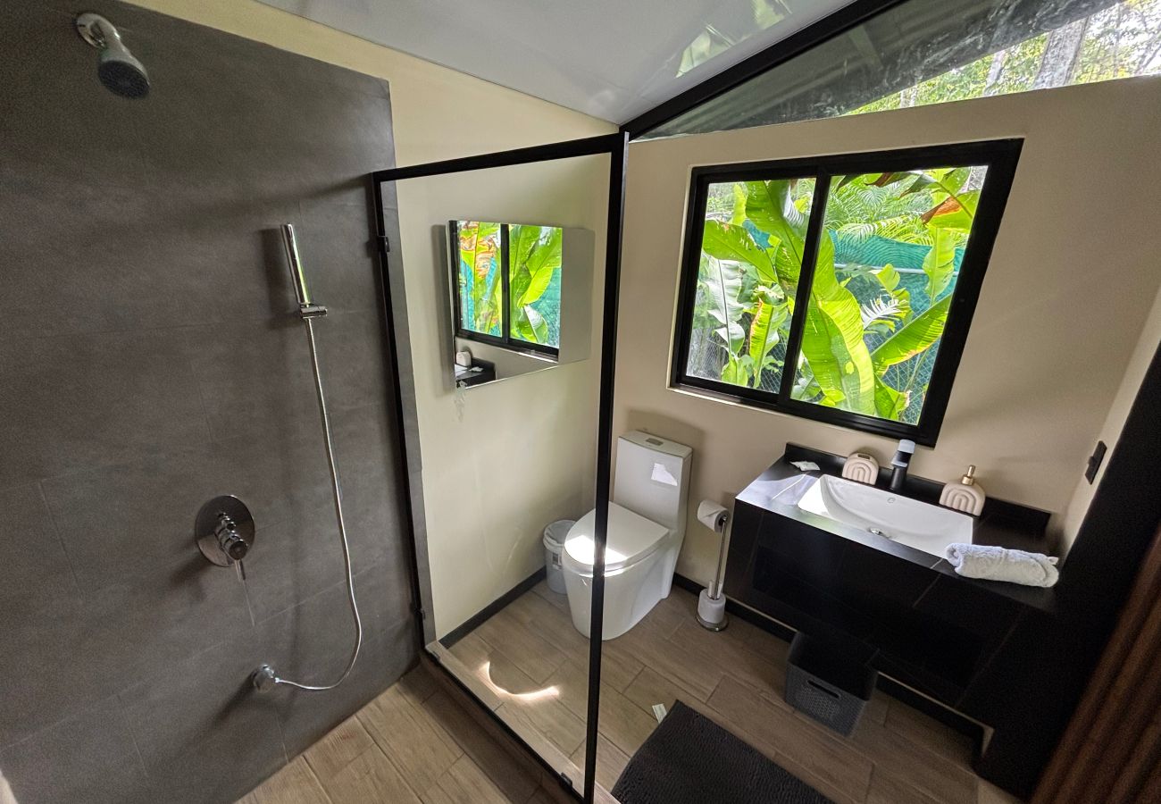 Bungalow en Talamanca - Nalu Punta Uva Lodge 5 min Caminando a la playa 