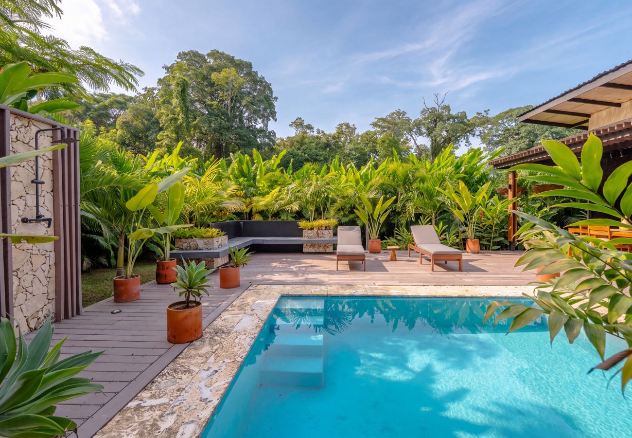 Villa en Puerto Viejo - Villa Yakole– Spacious Tropical Retreat