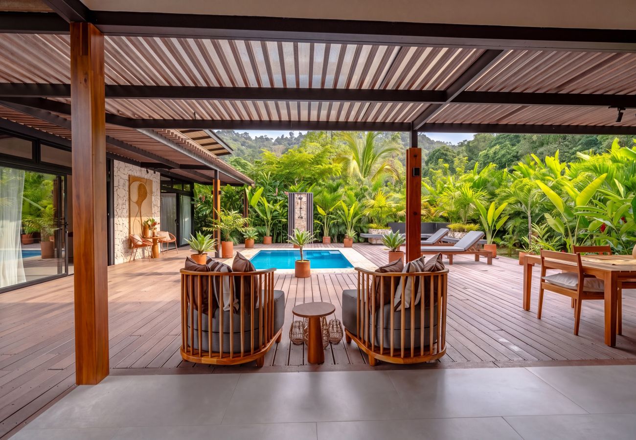 Villa en Puerto Viejo - Villa Yakole– Spacious Tropical Retreat