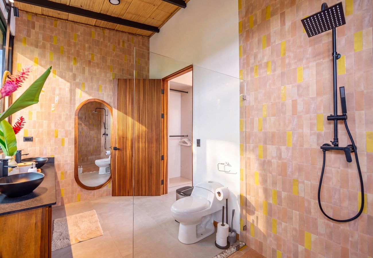 Villa en Puerto Viejo - Villa Yakole– Spacious Tropical Retreat