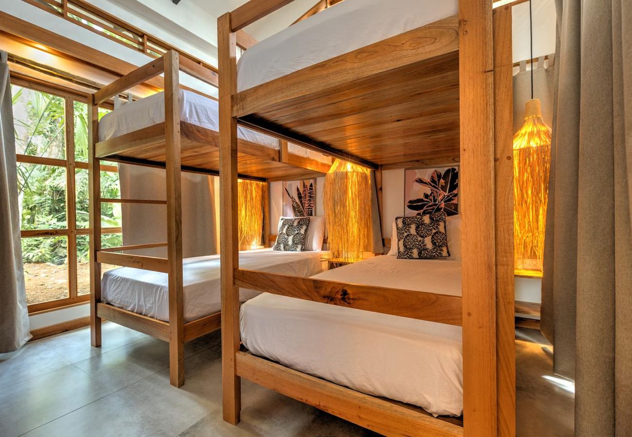 Villa en Playa Chiquita - Porto Alegre Resort