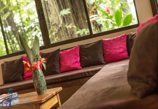 Maison à Cocles - Beachfront Casa Koda • 3BR • Garden & Terrace Maison à Cocles - Beachfront Casa Koda • 3BR • Garden & Terrace