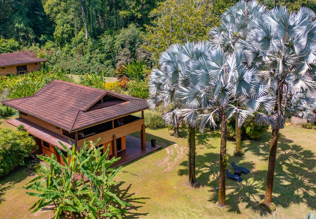 Villa à Playa Chiquita - Luxury Beachfront Villa Miagoa with AC And POOL