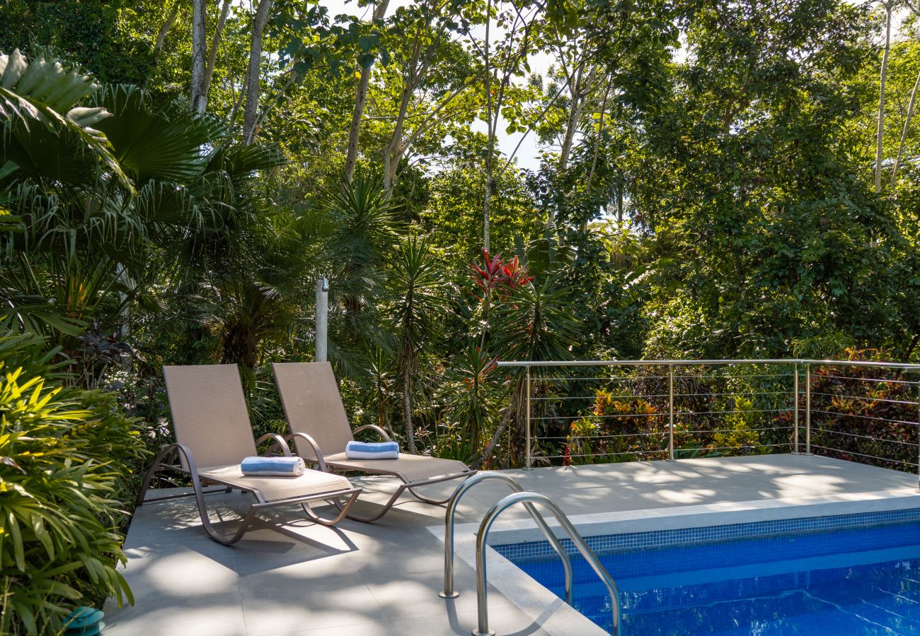 Maison à Punta Uva - Panorama Verde – 3BR Luxury Villa • Infinity Pool, A/C & Trails