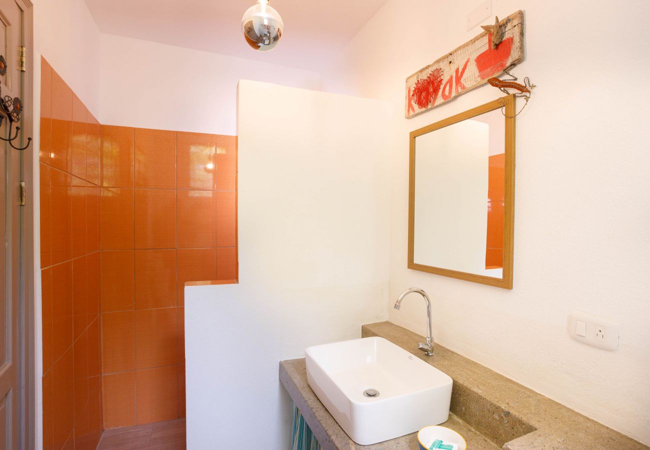 Appartement à Playa Chiquita - Casita Curcuma at Arena Blanca with AC and FiberOpt 