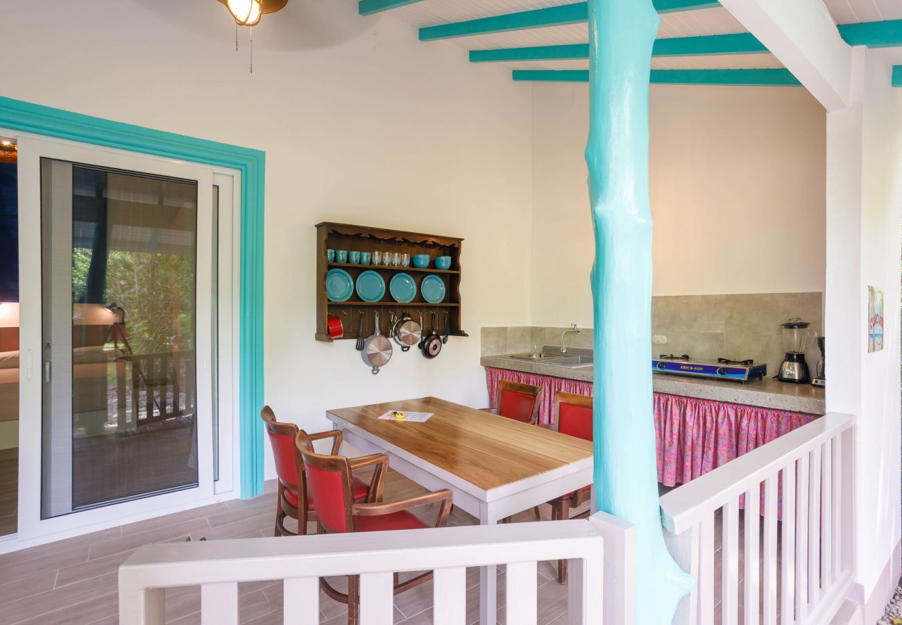 Appartement à Playa Chiquita - Casita Curcuma at Arena Blanca with AC and FiberOpt 