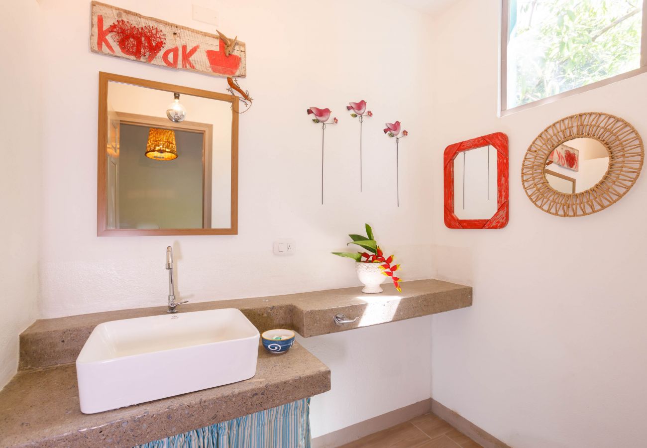 Appartement à Playa Chiquita - Casita Curcuma at Arena Blanca with AC and FiberOpt 