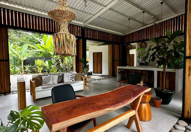 Maison à Puerto Viejo - Casa Selva Encantada with AC & FiberOpt  Maison à Puerto Viejo - Casa Selva Encantada with AC & FiberOpt