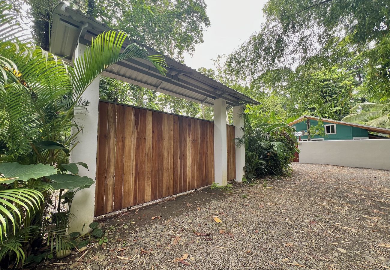 Maison à Playa Chiquita - Villas Guaitil – Cozy Jungle Hideaway in Playa Chiquita