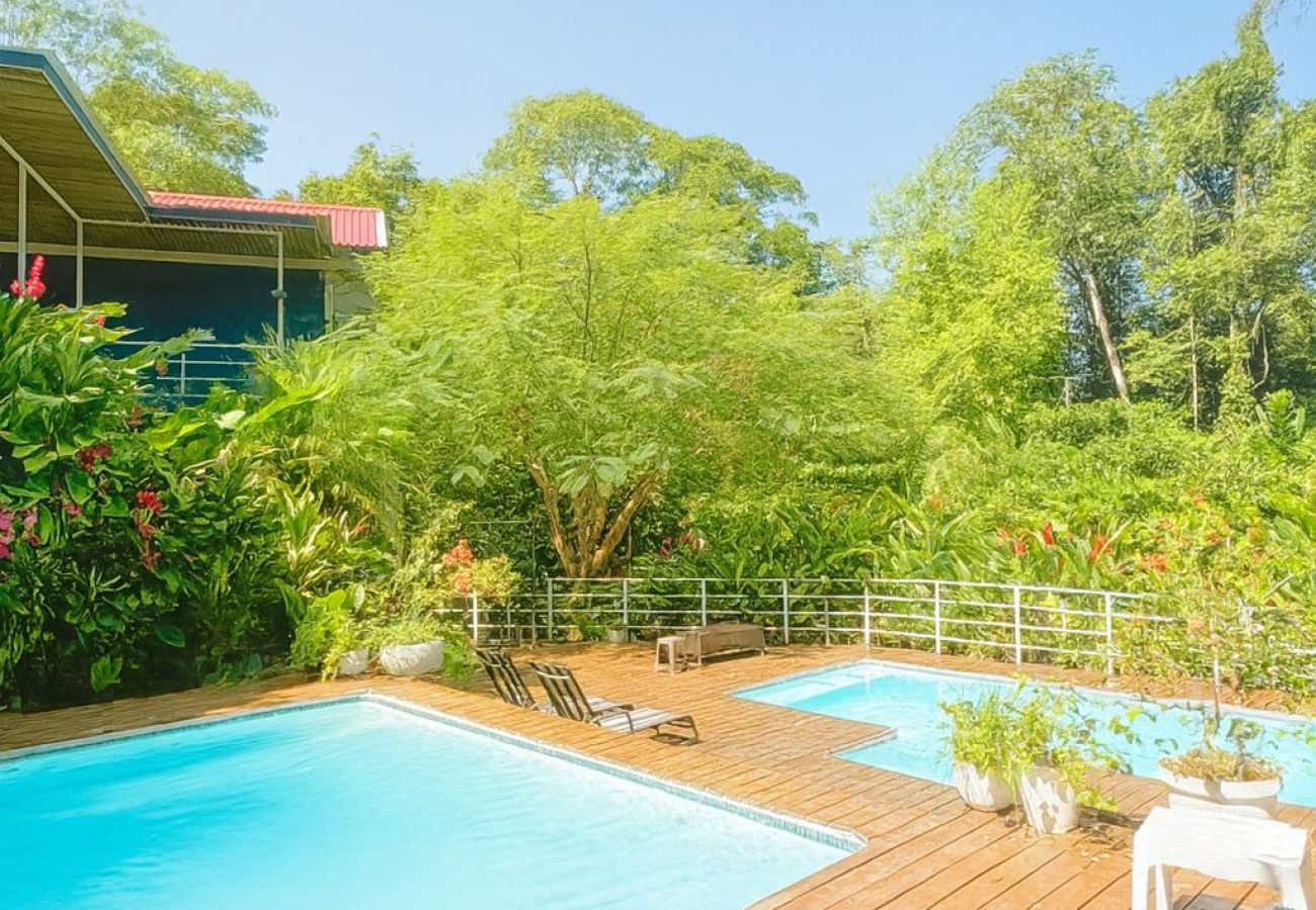 Villa à Puerto Viejo - Casa Baguira Pool House