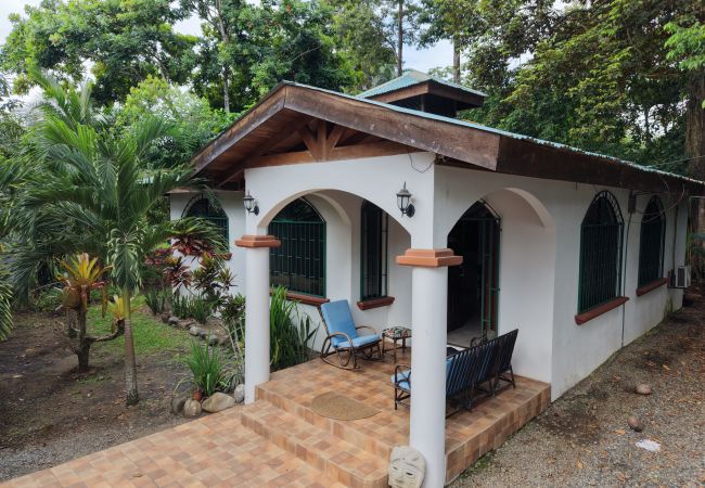 Maison à Puerto Viejo - Ola Playa Negra